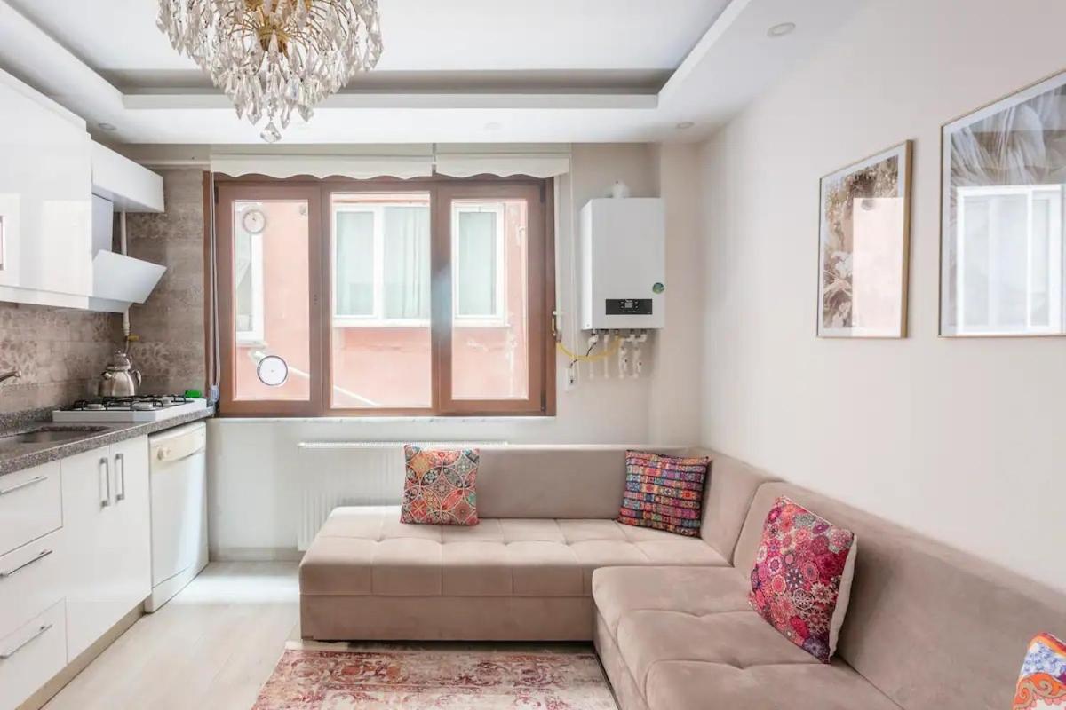 Istanbul'Un Merkezinde Cevahir Avm Karsisi 1+1 Yeni Ev Bagian luar foto